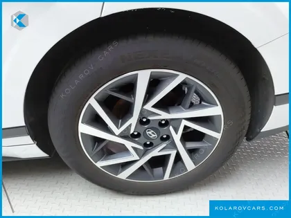 HYUNDAI GRANDEUR 2,5 GASOLINE 2WD
