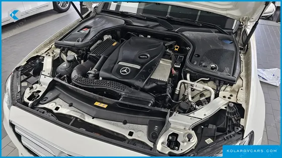 MERCEDES E-CLASS E300 4MATIC AMG LINE