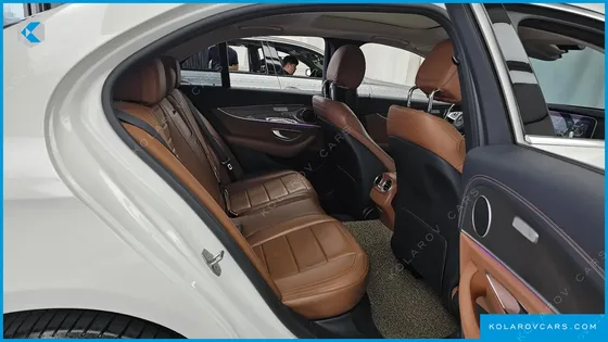 MERCEDES E-CLASS E300 4MATIC AMG LINE