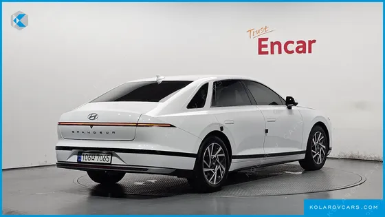 HYUNDAI GRANDEUR 2,5 GASOLINE 2WD