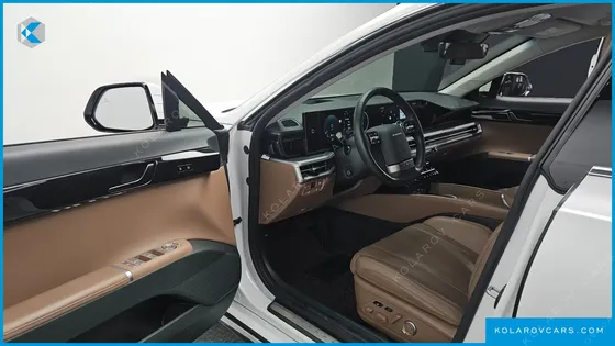 HYUNDAI GRANDEUR 2,5 GASOLINE 2WD