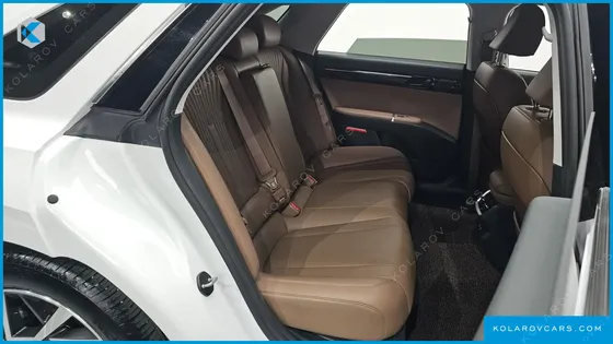 HYUNDAI GRANDEUR 2,5 GASOLINE 2WD