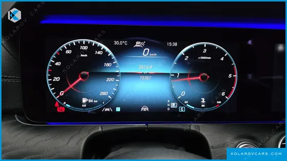 MERCEDES E-CLASS E220D 4MATIC AMG LINE
