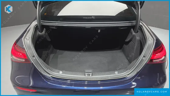 MERCEDES E-CLASS E220D 4MATIC AMG LINE
