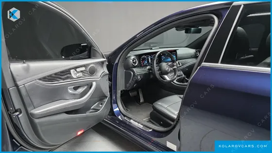 MERCEDES E-CLASS E220D 4MATIC AMG LINE