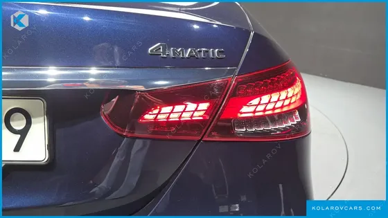 MERCEDES E-CLASS E220D 4MATIC AMG LINE