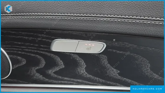MERCEDES E-CLASS E220D 4MATIC AMG LINE