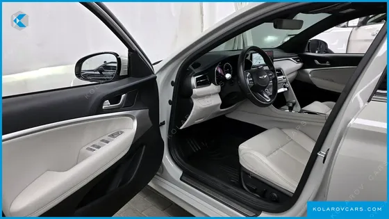 GENESIS G70 GASOLINE 2.5T 2WD