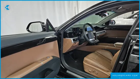 HYUNDAI GRANDEUR 2,5 GASOLINE 2WD