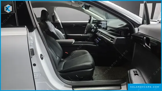 HYUNDAI GRANDEUR 2,5 GASOLINE 2WD