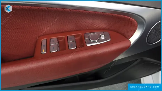 GENESIS G70 GASOLINE 2.5T 2WD