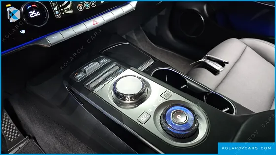 GENESIS GV70 2.5T GASOLINE 2WD