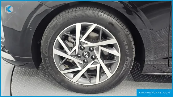 HYUNDAI GRANDEUR 2,5 GASOLINE 2WD