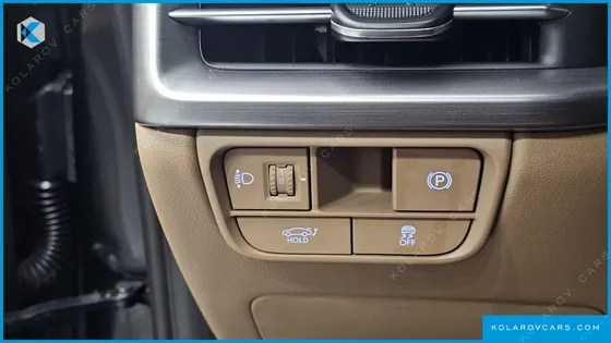 HYUNDAI GRANDEUR 2,5 GASOLINE 2WD