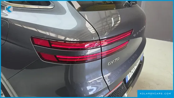 GENESIS GV70 2.5T GASOLINE 2WD