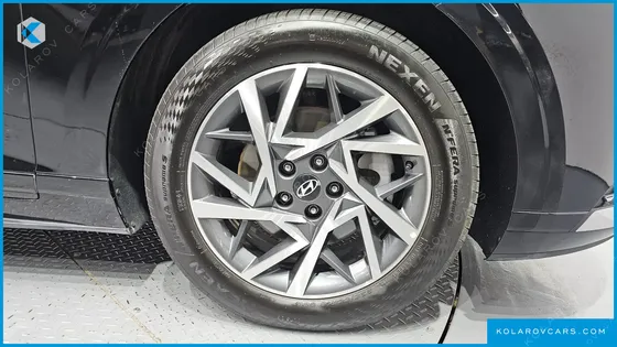 HYUNDAI GRANDEUR 2,5 GASOLINE 2WD
