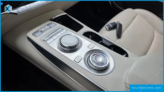 GENESIS GV70 2.5T GASOLINE AWD