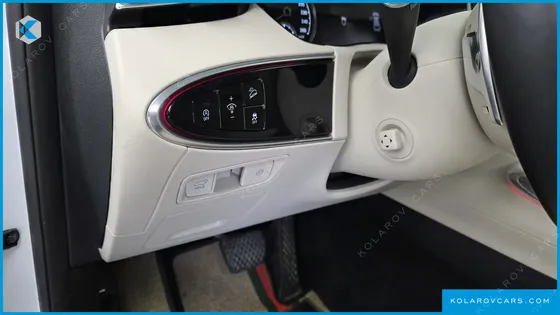 GENESIS GV70 2.5T GASOLINE 2WD