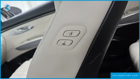 GENESIS GV70 2.5T GASOLINE 2WD