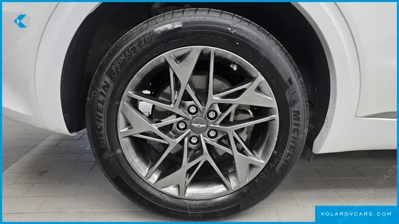 GENESIS GV70 2.5T GASOLINE 2WD