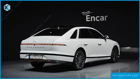 HYUNDAI GRANDEUR 2,5 GASOLINE 2WD