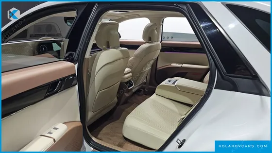 HYUNDAI GRANDEUR 2,5 GASOLINE 2WD