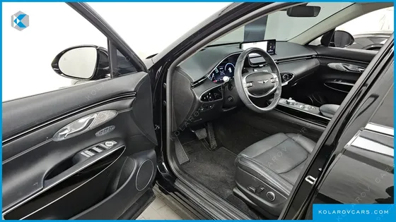 GENESIS GV70 2.5T GASOLINE 2WD