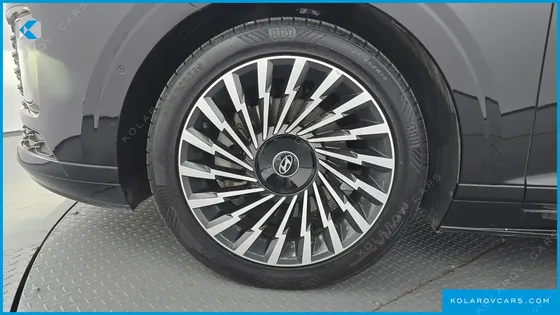 HYUNDAI GRANDEUR 2,5 GASOLINE 2WD