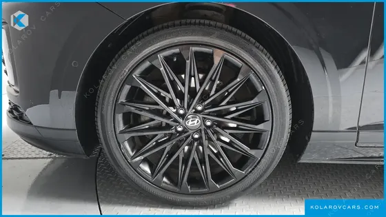 HYUNDAI GRANDEUR 3,5 GASOLINE 4WD