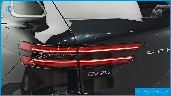 GENESIS GV70 2.5T GASOLINE 2WD