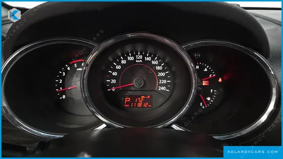 KIA SORENTO DIESEL 2.2 2WD TLX