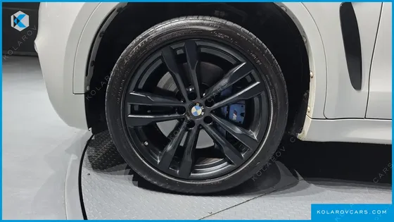 BMW X6 M50D