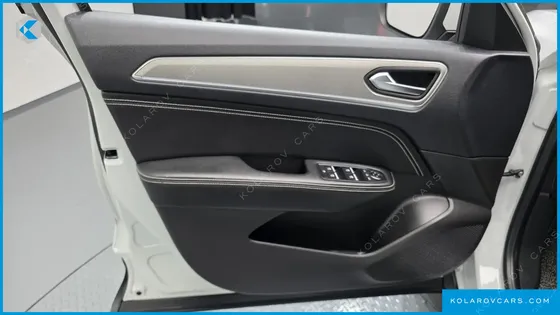 RENAULT KOREA XM3 1.6 E-TECH INSPIRE E-SHIFTER