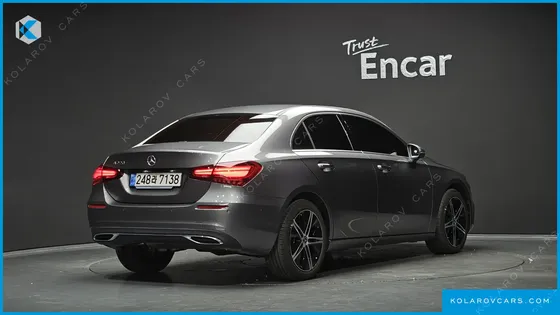 MERCEDES A-CLASS A220 SEDAN