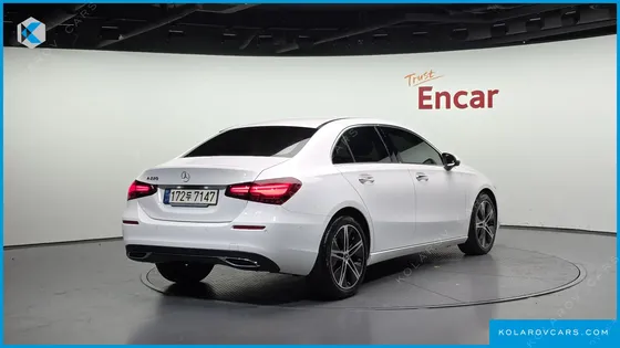 MERCEDES A-CLASS A220 SEDAN