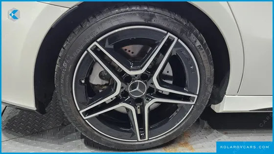 MERCEDES A-CLASS AMG A35 4MATIC SEDAN