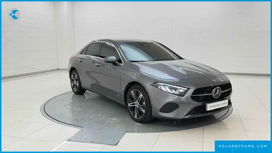 MERCEDES A-CLASS A220 SEDAN