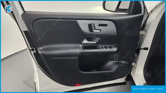 MERCEDES GLB-CLASS GLB200 D