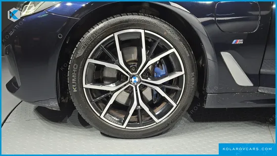 BMW 5 SERIES 530E M SPORT