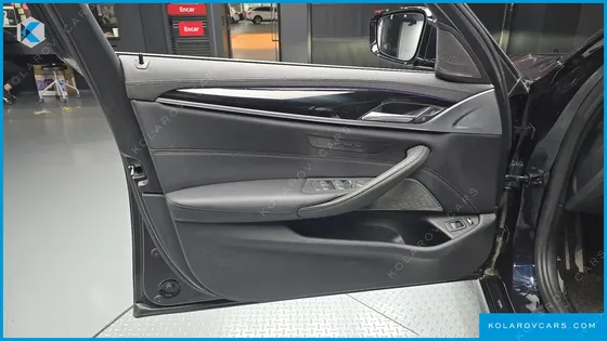 BMW 5 SERIES 530E M SPORT