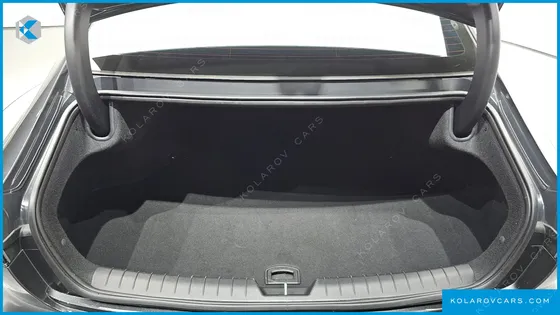 HYUNDAI GRANDEUR 2,5 GASOLINE 2WD