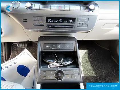 HYUNDAI KONA GASOLINE 2.0 2WD