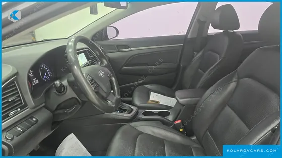 HYUNDAI ELANTRA (AVANTE) 1.6 GDI SMART