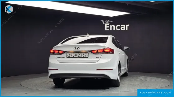 HYUNDAI ELANTRA (AVANTE) 1.6 GDI SMART