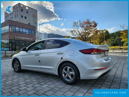 HYUNDAI ELANTRA (AVANTE) 1.6 GDI SMART