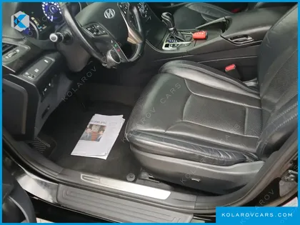 HYUNDAI GRANDEUR PREMIUM