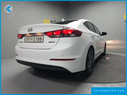 HYUNDAI ELANTRA (AVANTE) 1.6 E-VGT STYLE