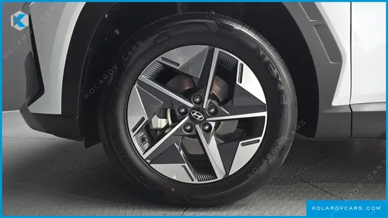 HYUNDAI TUCSON GASOLINE 1.6 TURBO 2WD