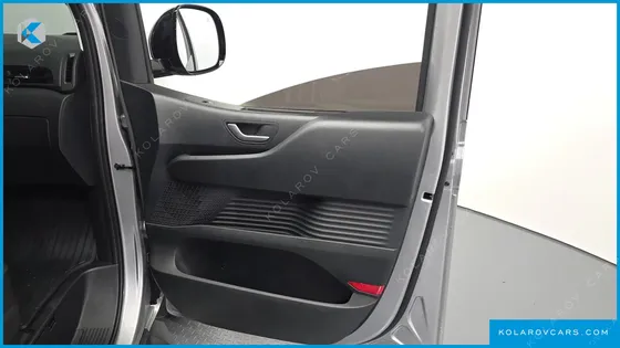 HYUNDAI STARIA TOURER 9-SEATER