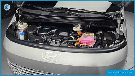HYUNDAI STARIA HEV 1.6 CARGO 5-SEATER